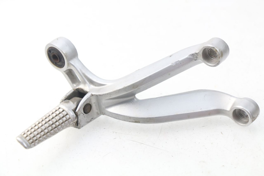 photo de REAR RIGHT FOOTREST MOUNT SUZUKI GSX-R GSXR 600 (2001 - 2003)