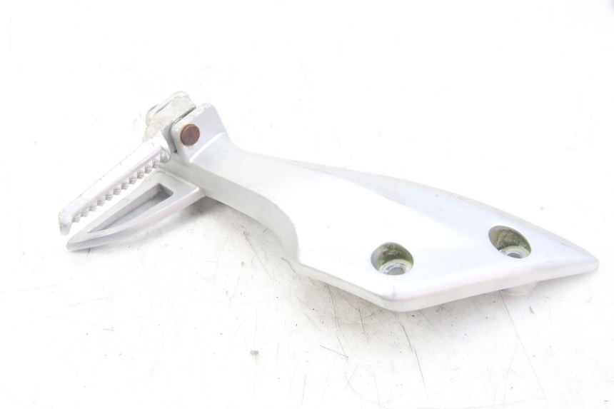 photo de REAR RIGHT FOOTREST BRACKET HONDA VISION NSC R 50 (2013 - 2015)