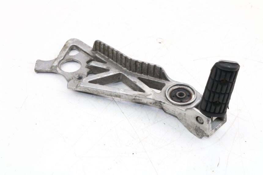 photo de REAR RIGHT FOOTREST MOUNT YAMAHA FZX FAZER 750 (1987 - 1998)