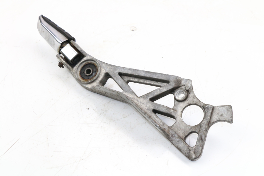 photo de REAR RIGHT FOOTREST MOUNT YAMAHA FZX FAZER 750 (1987 - 1998)