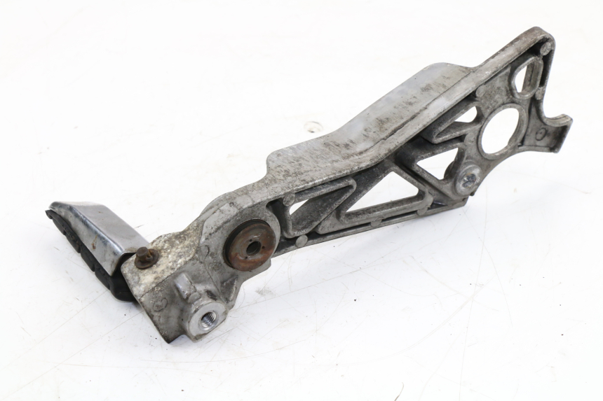 photo de REAR RIGHT FOOTREST MOUNT YAMAHA FZX FAZER 750 (1987 - 1998)