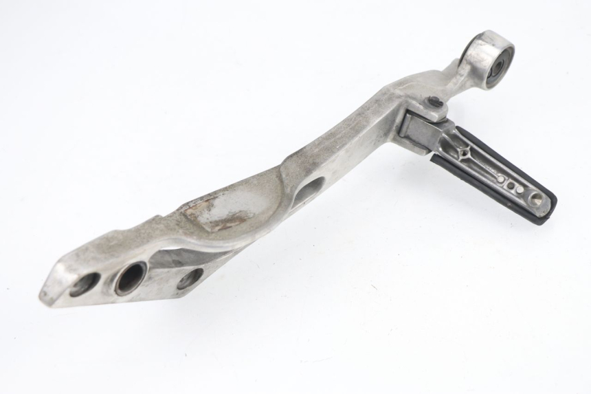 photo de REAR RIGHT FOOTREST MOUNT YAMAHA TDM 3VD 850 (1991 - 1995)