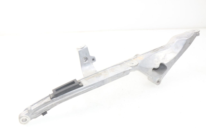 photo de REAR RIGHT FOOTREST MOUNT YAMAHA YP T-MAX TMAX 530 (2017 - 2020)