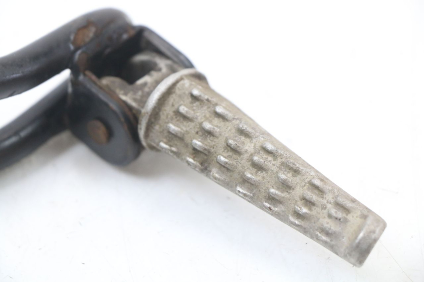 photo de REAR LEFT FOOTREST MOUNT APRILIA RS 50 (2006 - 2010)