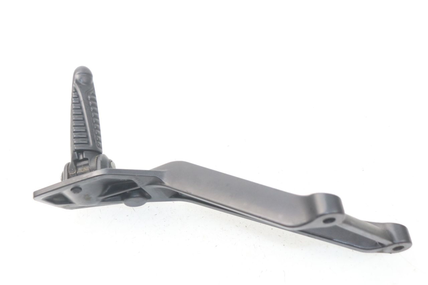 photo de REAR LEFT FOOTREST MOUNT MV AGUSTA BRUTALE R WALLY 910 (2008 - 2008)