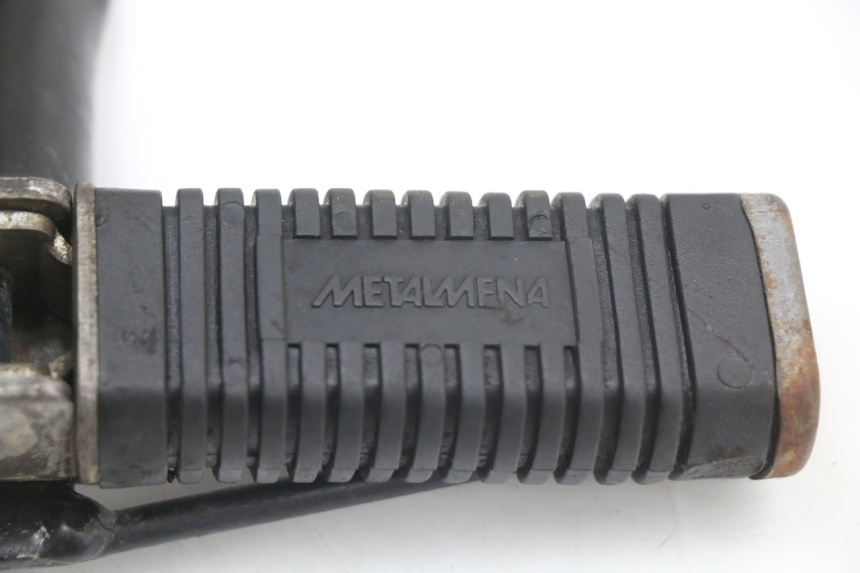 photo de REAR LEFT FOOTREST MOUNT SHERCO CITY CORP 125 (2003 - 2007)