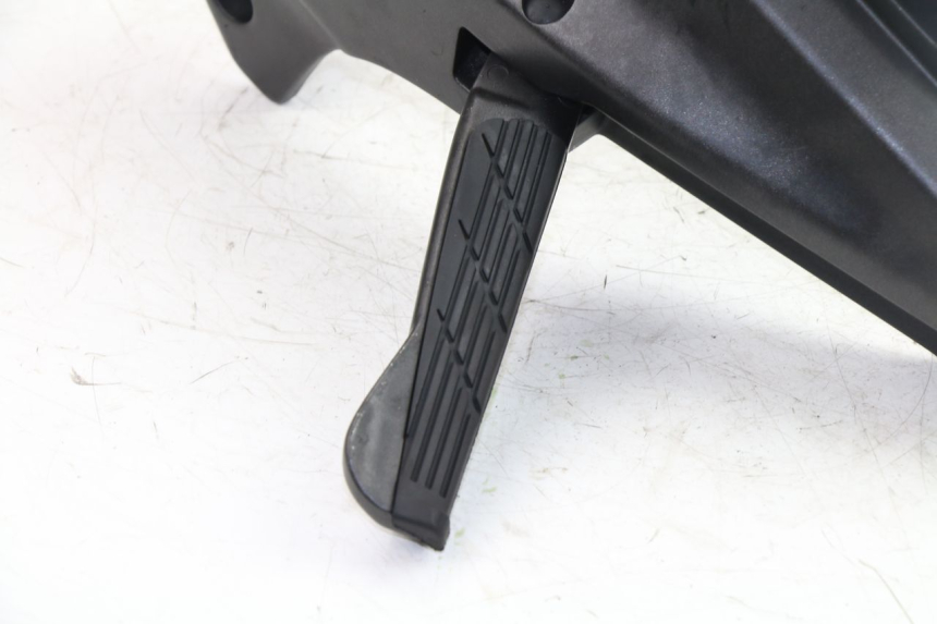 photo de REAR LEFT FOOTREST MOUNT HONDA FJS SILVER WING SILVERWING 400 (2005 - 2008)