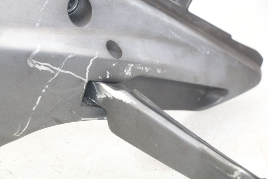 photo de LEFT REAR FOOTREST MOUNT HONDA FJS SILVERWING SILVER WING 400 (2009 - 2016)