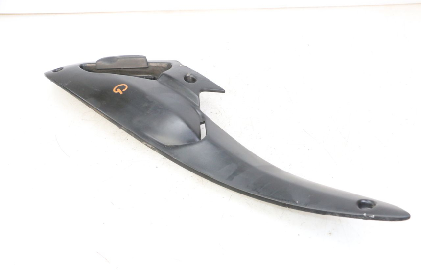 photo de REAR LEFT FOOTREST MOUNT GILERA NEXUS 300 (2008 - 2013)