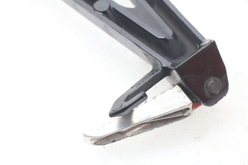 photo de REAR LEFT FOOTREST MOUNT SUZUKI GSX-R GSXR 750 (2011 - 2016)