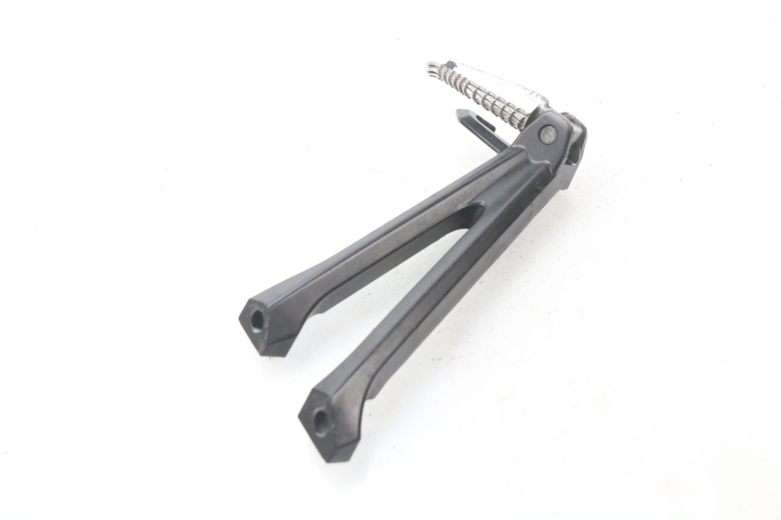 photo de REAR LEFT FOOTREST MOUNT SUZUKI GSX-R GSXR 750 (2011 - 2016)