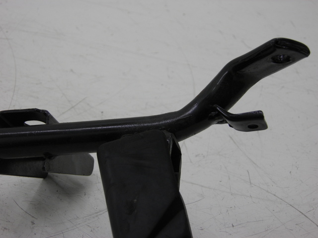 photo de REAR LEFT FOOTREST MOUNT HONDA FES S-WING SWING ABS 125 (2007 - 2015)