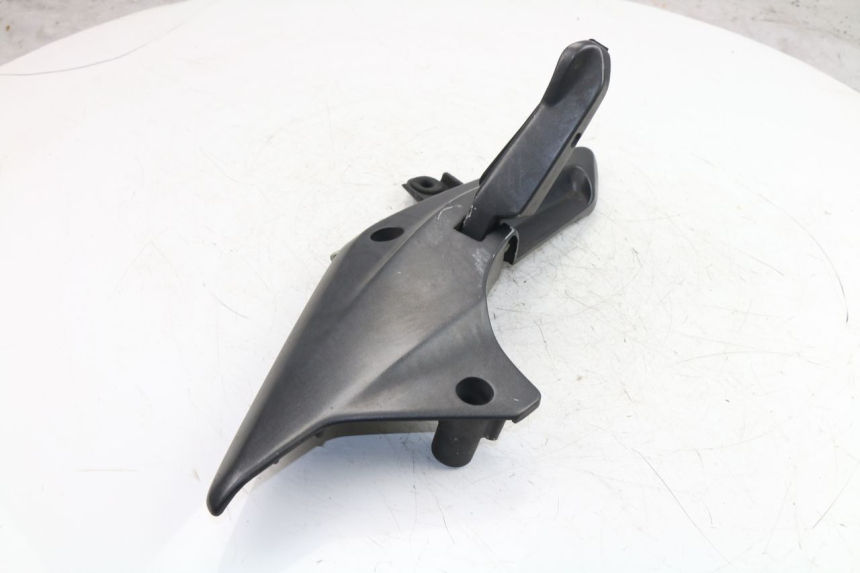 photo de REAR LEFT FOOTREST MOUNT HONDA FJS SILVER WING SILVERWING 400 (2005 - 2008)