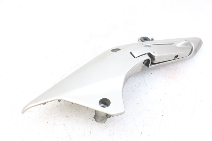 photo de REAR LEFT FOOTREST MOUNT HONDA FJS SILVERWING SILVER WING 600 (2001 - 2010)