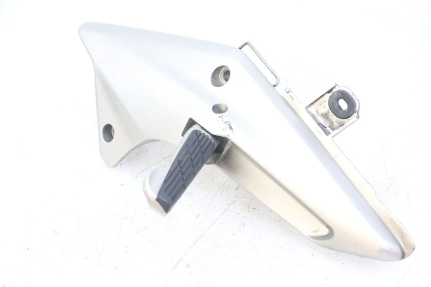 photo de REAR LEFT FOOTREST MOUNT HONDA FJS SILVERWING SILVER WING 600 (2001 - 2010)