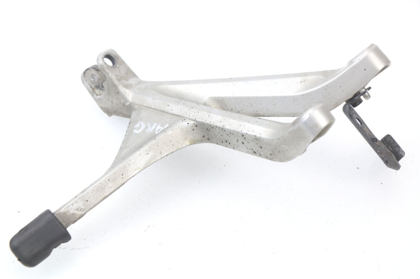 photo de REAR LEFT FOOTREST MOUNT HONDA VFR F 1200 (2010 - 2015)