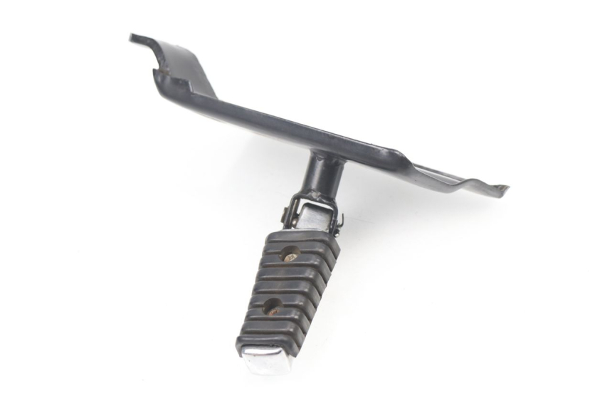 photo de REAR LEFT FOOTREST MOUNT LIFAN ROYAL KING 250 (2011 - 2019)
