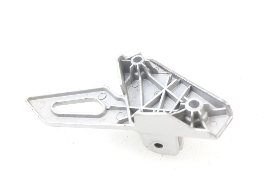 photo de LEFT REAR FOOTREST MOUNTING PLATE PEUGEOT SPEEDFIGHT 3 AIR 50 (2009 - 2015)