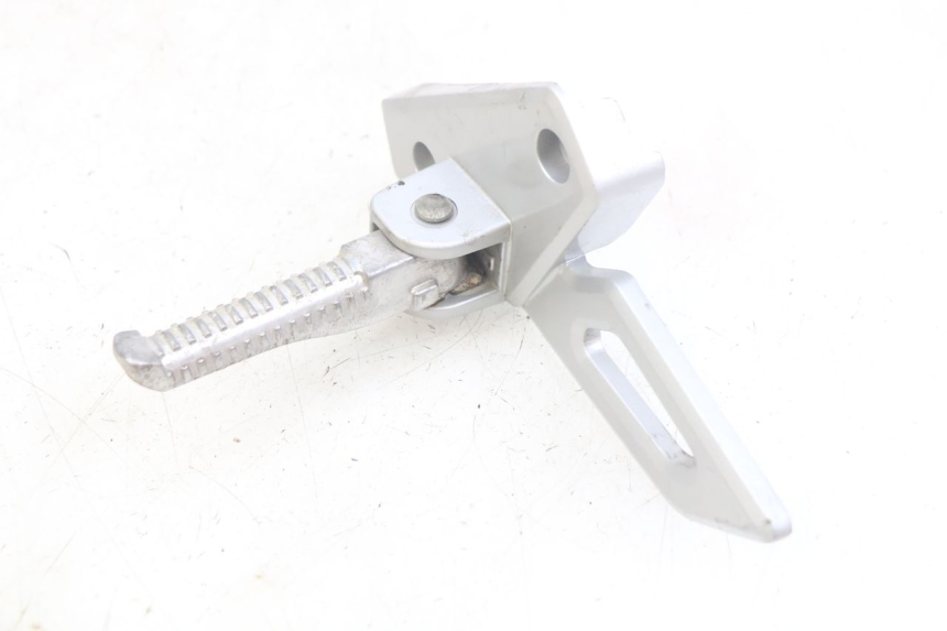 photo de LEFT REAR FOOTREST MOUNTING PLATE PEUGEOT SPEEDFIGHT 3 AIR 50 (2009 - 2015)