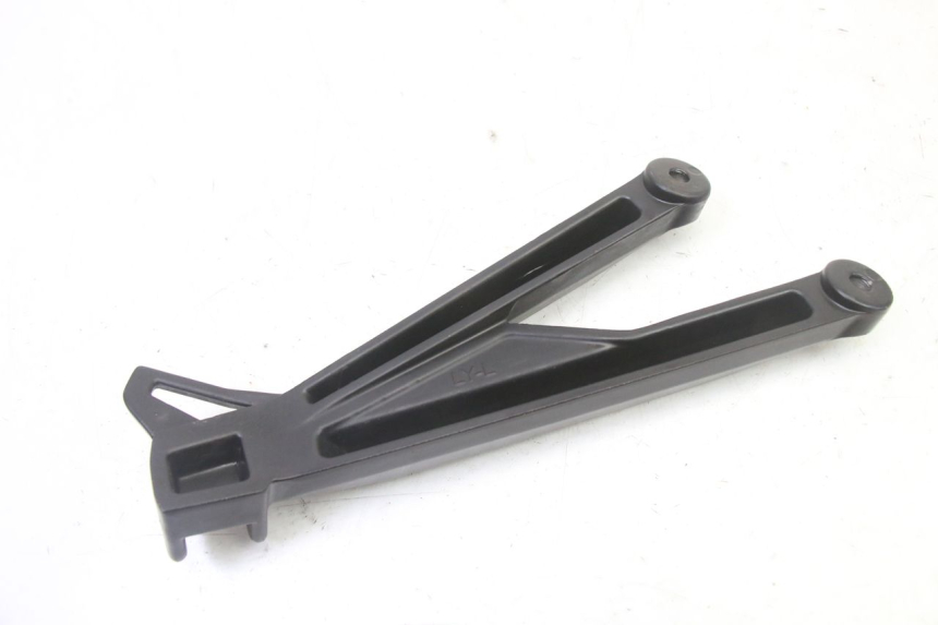 photo de REAR LEFT FOOTREST MOUNT MAG POWER R-STREET 50 (2016 - 2025)