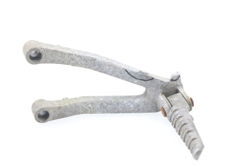 photo de REAR LEFT FOOTREST MOUNT APRILIA RS AF-1 125 (1990 - 1993)