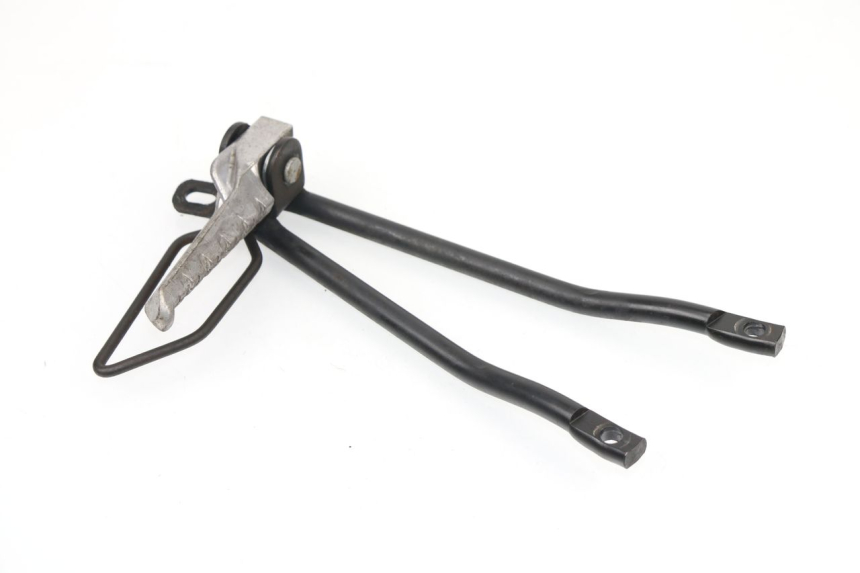 photo de REAR LEFT FOOTREST MOUNT APRILIA TUONO 125 (2003 - 2005)