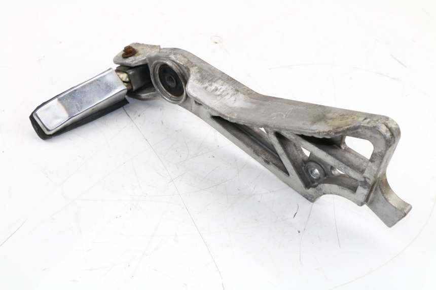 photo de REAR LEFT FOOTREST MOUNT YAMAHA FZX FAZER 750 (1987 - 1998)