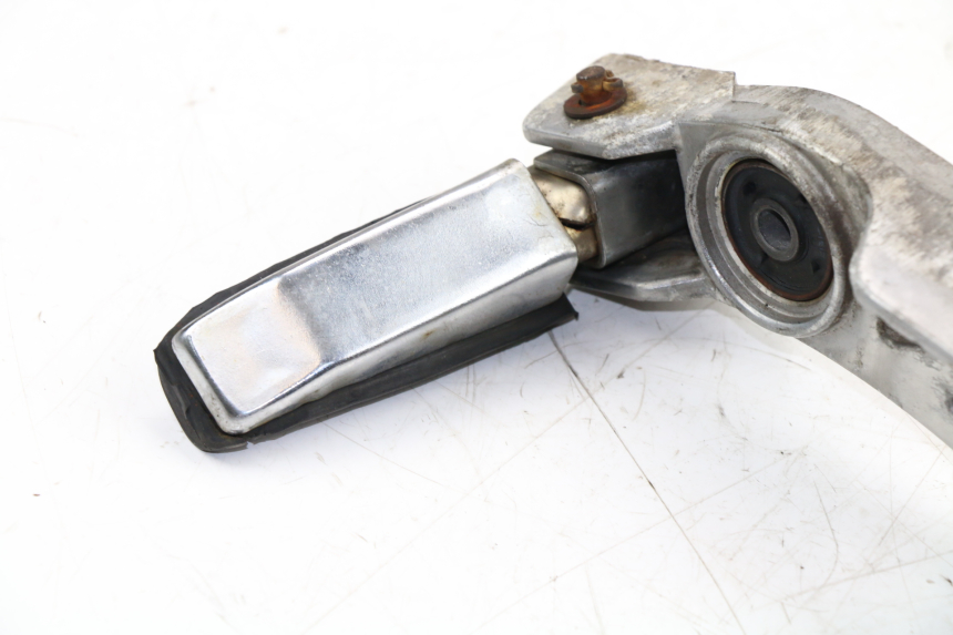 photo de REAR LEFT FOOTREST MOUNT YAMAHA FZX FAZER 750 (1987 - 1998)