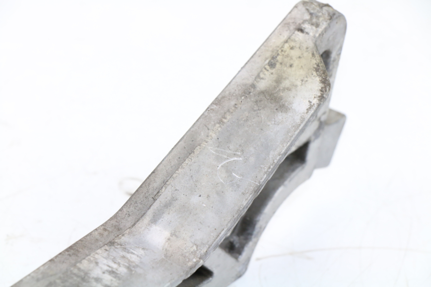 photo de REAR LEFT FOOTREST MOUNT YAMAHA FZX FAZER 750 (1987 - 1998)