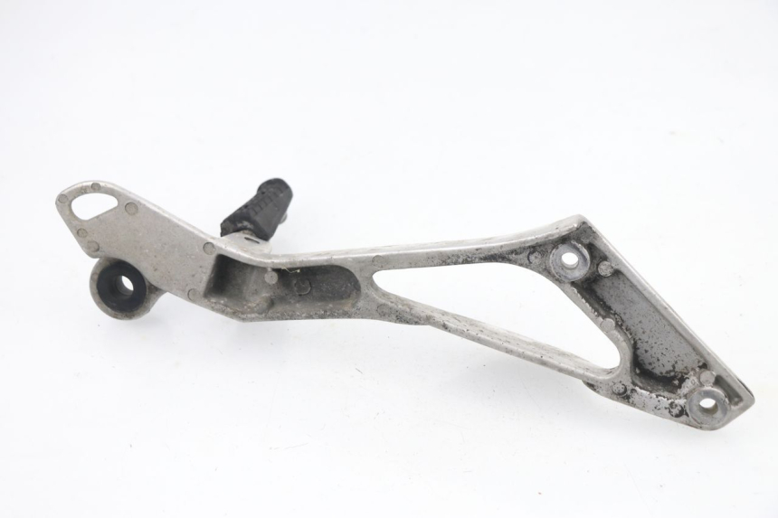 photo de REAR LEFT FOOTREST MOUNT YAMAHA TDM 3VD 850 (1991 - 1995)
