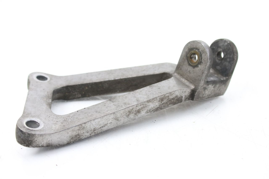 photo de REAR LEFT FOOTREST MOUNT KAWASAKI ZR7 ZR-7 S 750 (1999 - 2004)