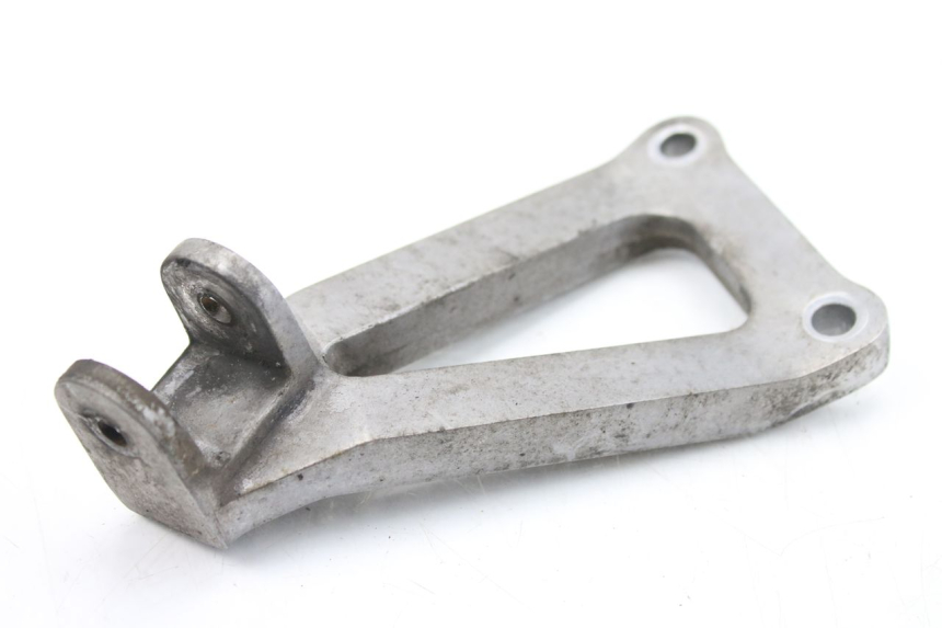 photo de REAR LEFT FOOTREST MOUNT KAWASAKI ZR7 ZR-7 S 750 (1999 - 2004)