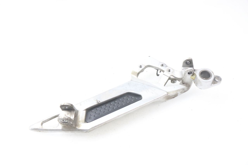 photo de FRONT RIGHT FOOTREST MOUNTING PLATE YAMAHA FJR ABS 1300 (2006 - 2012)