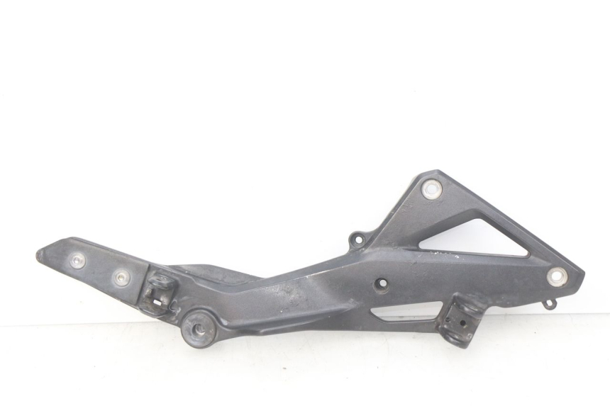 photo de FRONT RIGHT FOOTREST MOUNT HONDA CBRF CBR-F PC41 600 (2011 - 2013)