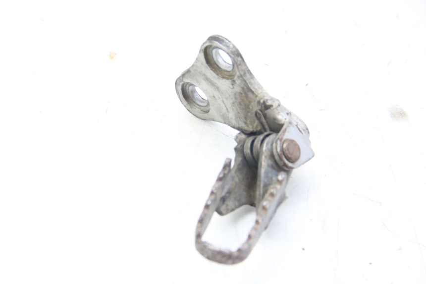 photo de RIGHT FRONT FOOTREST BRACKET HONDA CRF CR-F 100 (2004 - 2013)