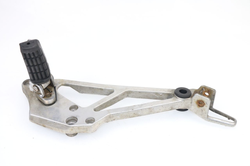 photo de FRONT RIGHT FOOTREST MOUNT HONDA VF 1000 (1984 - 1988)