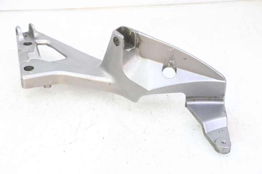 photo de FRONT RIGHT FOOTREST MOUNT HONDA NTV DEAUVILLE ABS 700 (2007 - 2016)