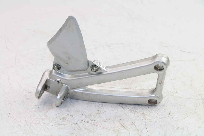photo de FRONT RIGHT FOOTREST MOUNT DUCATI ST3 992 (2006 - 2008) - Main view