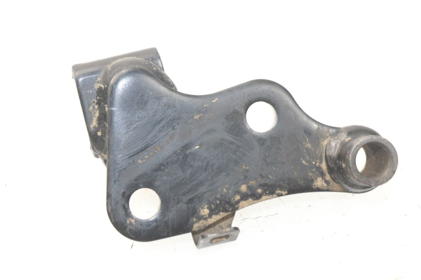 photo de FRONT RIGHT FOOTREST MOUNT YAMAHA WR R 125 (2009 - 2017)