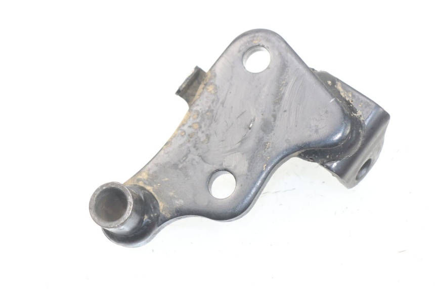 photo de FRONT RIGHT FOOTREST MOUNT YAMAHA WR R 125 (2009 - 2017)