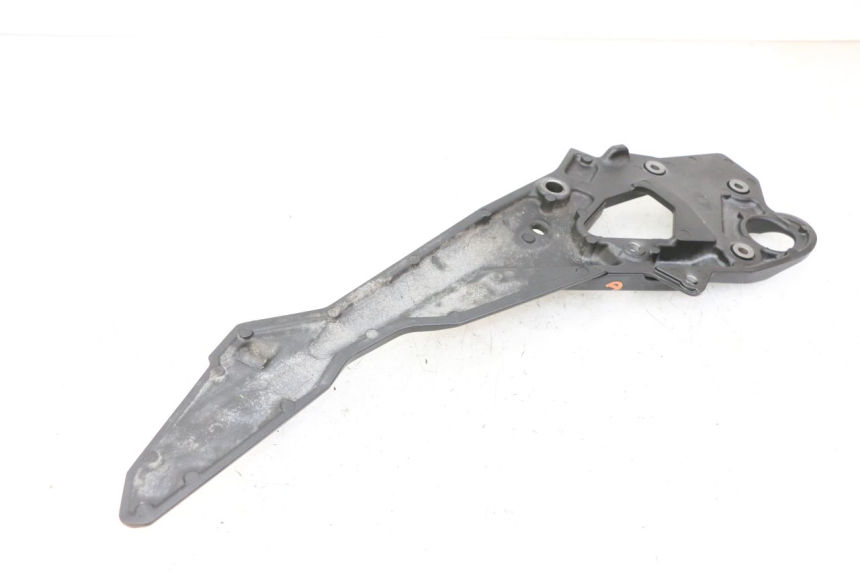 photo de FRONT RIGHT FOOTREST MOUNT YAMAHA XJ6 ABS 600 (2008 - 2016)