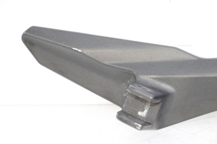 photo de FRONT RIGHT FOOTREST MOUNT YAMAHA XJ6 ABS 600 (2008 - 2016)