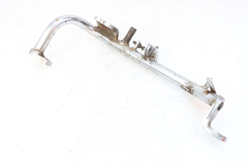 photo de FRONT RIGHT FOOTREST MOUNT YAMAHA XV VIRAGO 535 (1988 - 2004)