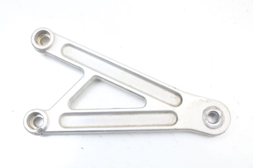photo de FRONT LEFT FOOTREST MOUNT APRILIA RS 50 (2006 - 2010)