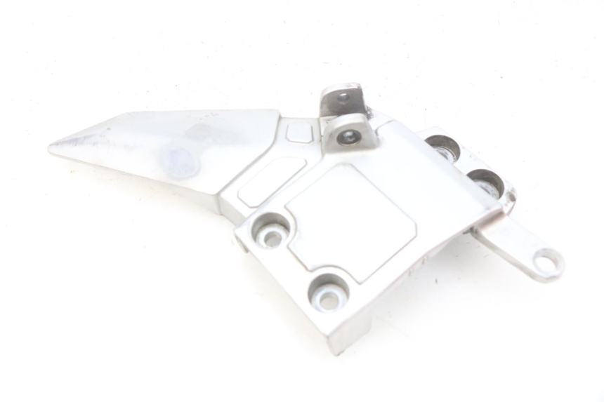 photo de LEFT FRONT FOOTREST BRACKET YAMAHA FJR ABS 1300 (2016 - 2020)