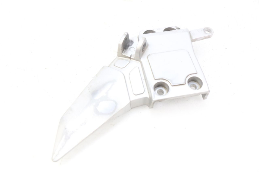photo de LEFT FRONT FOOTREST BRACKET YAMAHA FJR ABS 1300 (2016 - 2020)
