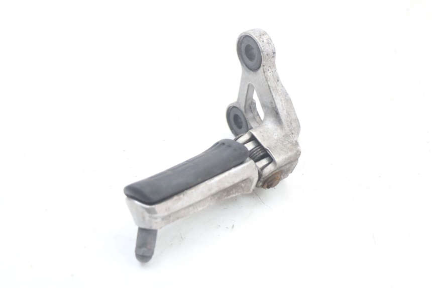 photo de FRONT LEFT FOOTREST MOUNT HONDA CBR F 1000 (1993 - 1996)