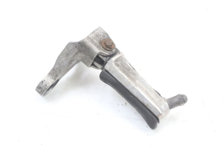 photo de FRONT LEFT FOOTREST MOUNT HONDA CBR F 1000 (1993 - 1996)