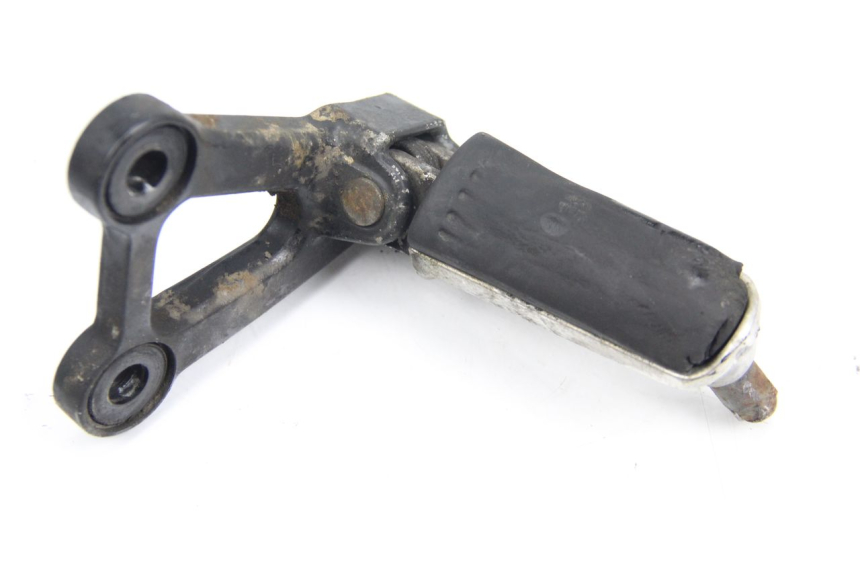 photo de FRONT LEFT FOOTREST MOUNT HONDA CBR F SC21 1000 (1986 - 1992)