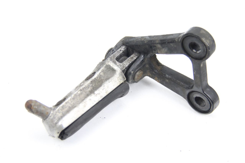 photo de FRONT LEFT FOOTREST MOUNT HONDA CBR F SC21 1000 (1986 - 1992)